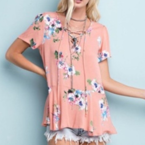 ✨HP✨Lace up top - Picture 3 of 4